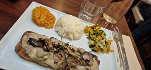  at Veget'Halles in Paris