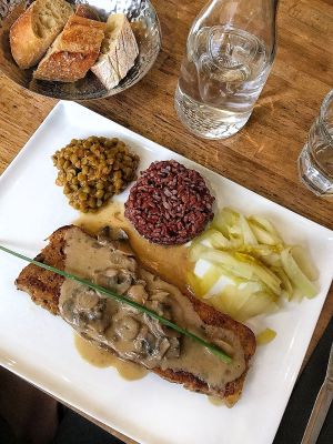 Overcooked rice, though lentils, good seitan at Veget'Halles in Paris