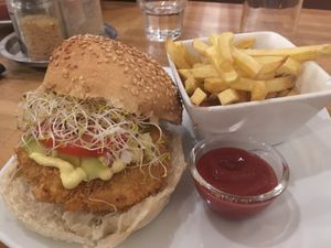 Croustiburger at Veget'Halles in Paris