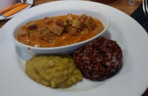 Plats du jour (Vegan). at Veget'Halles in Paris