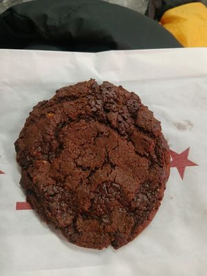 Dark chocolate cookie at EDI - Pret a Manger - G13 in Edinburgh