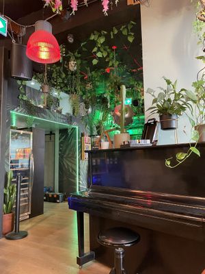 Piano  at Happy Food and Health  in Rotterdam