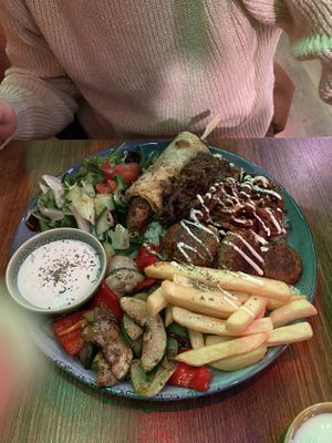 Mix grill  at Happy Food and Health  in Rotterdam