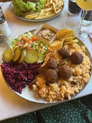 Nasi plate  at Happy Food and Health  in Rotterdam