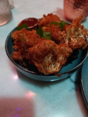 Buffalo wings at Happy Food and Health  in Rotterdam