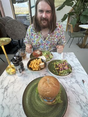 Lasagne bolognese, fries, flat tacos and Atlantic burger  at Happy Food and Health  in Rotterdam