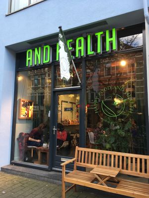 Outside at Happy Food and Health  in Rotterdam