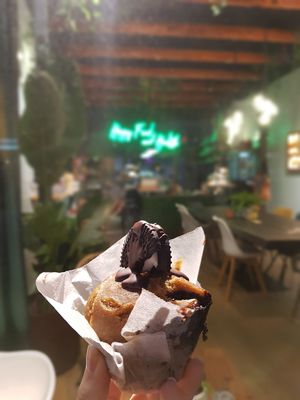 Oreo cupcake with chocolate filling at Happy Food and Health  in Rotterdam