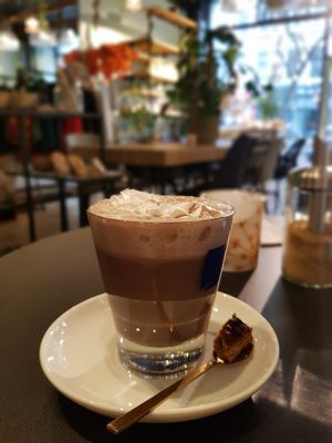 Hot chocolate with whipped cream at Happy Food and Health  in Rotterdam