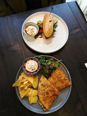 Kofte (on a bread) and the spinach mushroom feta flatbread at Happy Food and Health  in Rotterdam