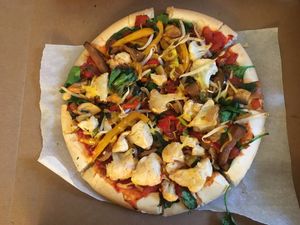 Vegan pizza at Happy Food and Health  in Rotterdam