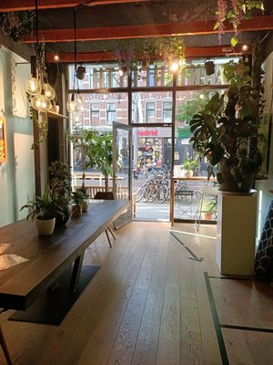 Principale entrance with Corona Virus safe Space .  at Happy Food and Health  in Rotterdam