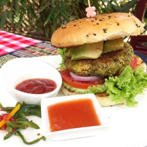 veggie burger, no cheese (with avocado)  at The Moon - Old Bagan in Bagan