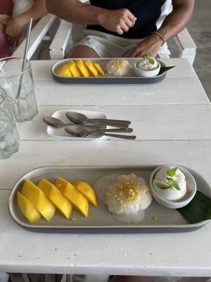 Mango sticky rice   at Whitening in Koh Tao