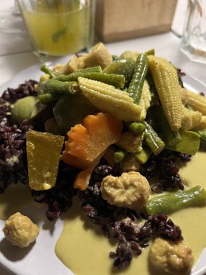 green curry with brown rice  at Whitening in Koh Tao
