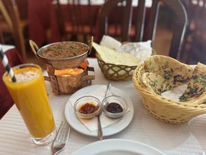 Mix Vegetable with Basmati and Naan  at Olá Nepal in Lisbon