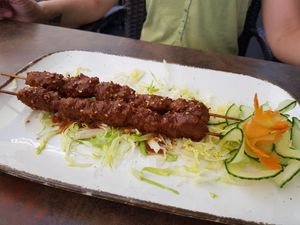 Erdnuss-Hähnchen-Spieße at Chay Viet Tadilen Restaurant in Wurzburg