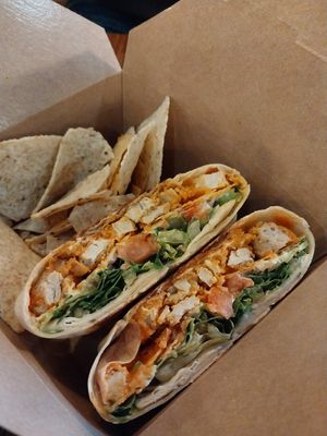 Buffalo Chicken at Leguminati Vegan Eatery in Orlando