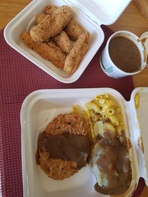 Southern fried chicken, mashed potatoes and gravy, Mac n cheese, chicken fingers and gravy at Binge Kitchen in San Antonio