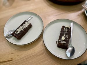 Vegan snickers bar and twix bar - Naturo Juice, Sibiu  at Naturo Healthy Food in Sibiu