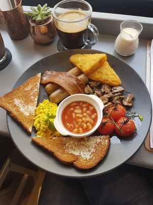 Full vegan breakfast May 2019 at The Sinful Vegan in Jersey