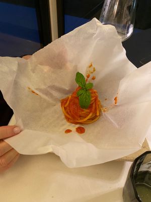 Spaghetti with tomato basil sauce at Bottega di Rosanna in Castagnole Delle Lanze