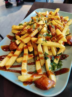 Currywurst at Veggie Liebe in Freiburg