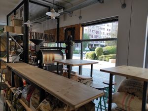Tables for lunch at Macaroca in Porto