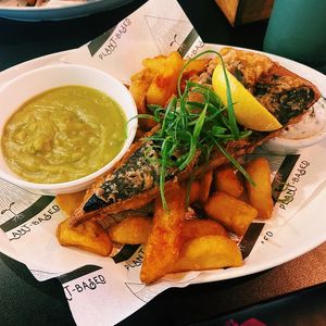 Crispy fish (tofu), chips, mushy peas and tartare sauce (delicious!)  at Unity Diner in East London