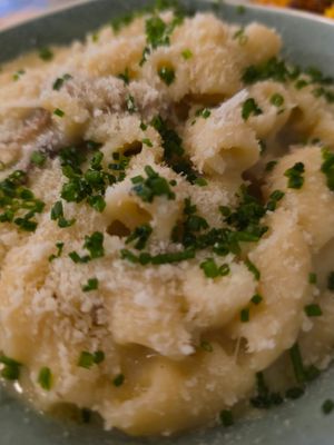 Mac n Cheese at Unity Diner in East London