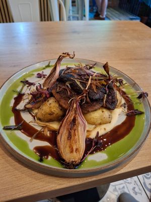 Lion's mane steak  😋 at Unity Diner in East London