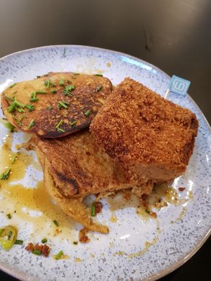 Chikken pancake brunch at Unity Diner in East London