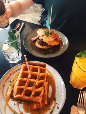Brunch  at Unity Diner in East London