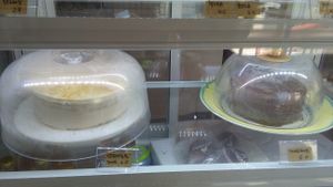 Cakes in display  case at Alfreebe - 알프리베 in Goyang