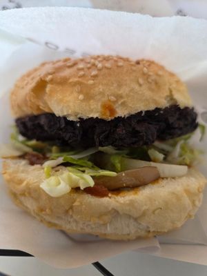 Satay Burger at Fryburger Gourmet in Bulle