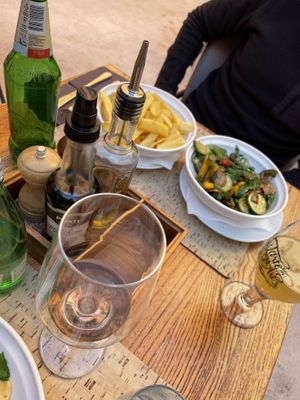 Chips and fresh veg  at Groppo in Zadar