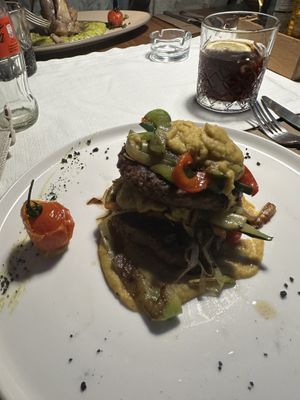 Vegan patty with curry and vegetables   at Groppo in Zadar
