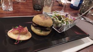 Tris di antipasti at Shakti Food in Brescia