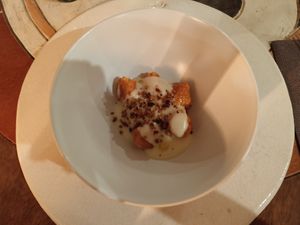 Gnocchi di miglio con crema di cavolfiore at Shakti Food in Brescia