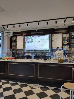 L'intérieur du restaurant at Le Botaniste - Schuman in Brussels