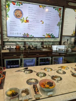 inside at Le Botaniste - Schuman in Brussels