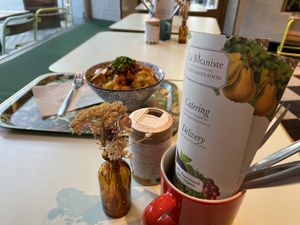 Great ambiance in the venue  at Le Botaniste - Schuman in Brussels