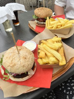 Vegan burger with fries and veganaise  at Beastie Burgers in Mechelen