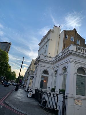 Outdoor seating is right on this road though at Pizza Express - Cromwell Rd in South West London