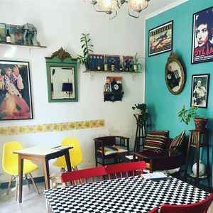 Dining Room at Do Vigário Pub and Records in Lisbon