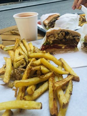 Frites au four ! at VeganBioBurger in Paris