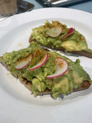 Avocado toast. Staff confirmed vegetarian.  at HKG - Beef & Liberty Burgers - T1 in Outlying Islands