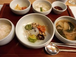 Bibimbap at Jihwaja in Seoul