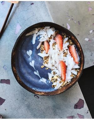 Blue bowl at Bali Bowl Cafe in Kyiv