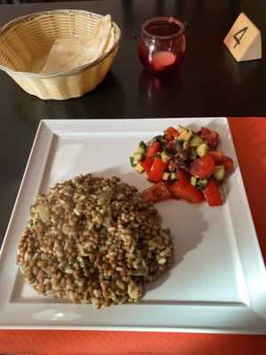 mdardara❤️‍🔥 at Middle East in Como